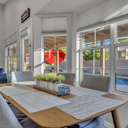 Luxe Phoenix Getaway Luaran gambar