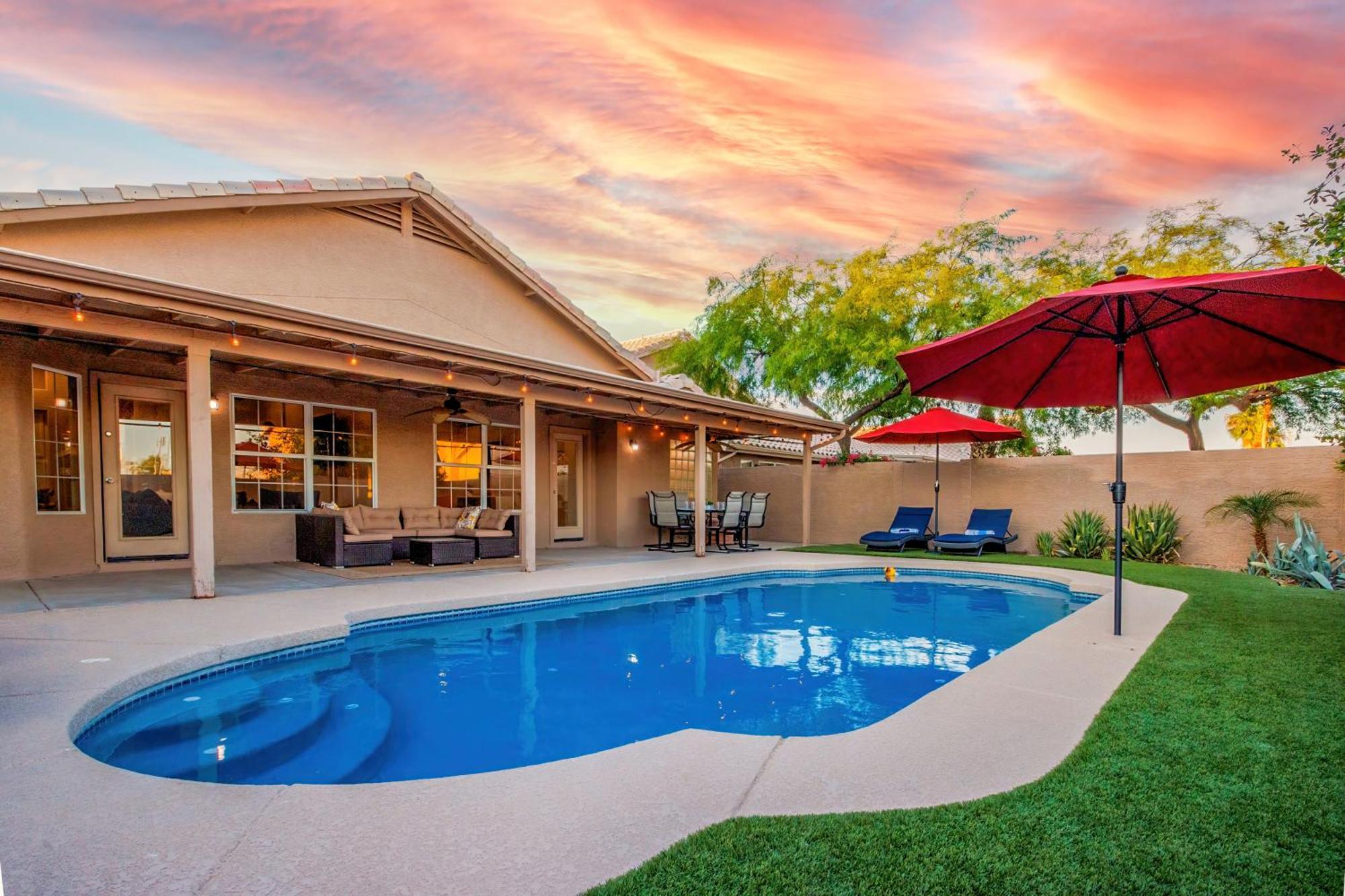 Luxe Phoenix Getaway Luaran gambar