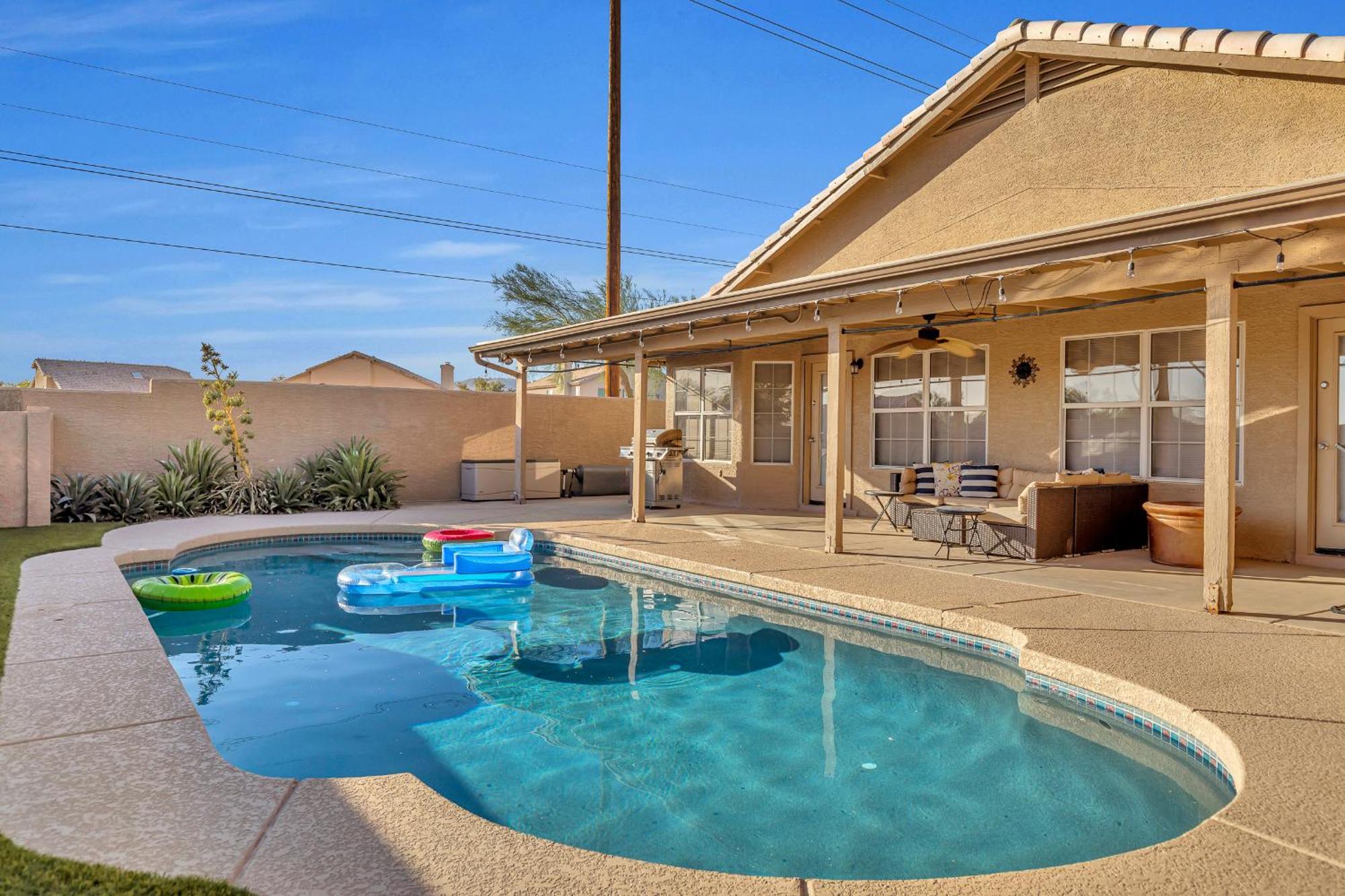 Luxe Phoenix Getaway Luaran gambar