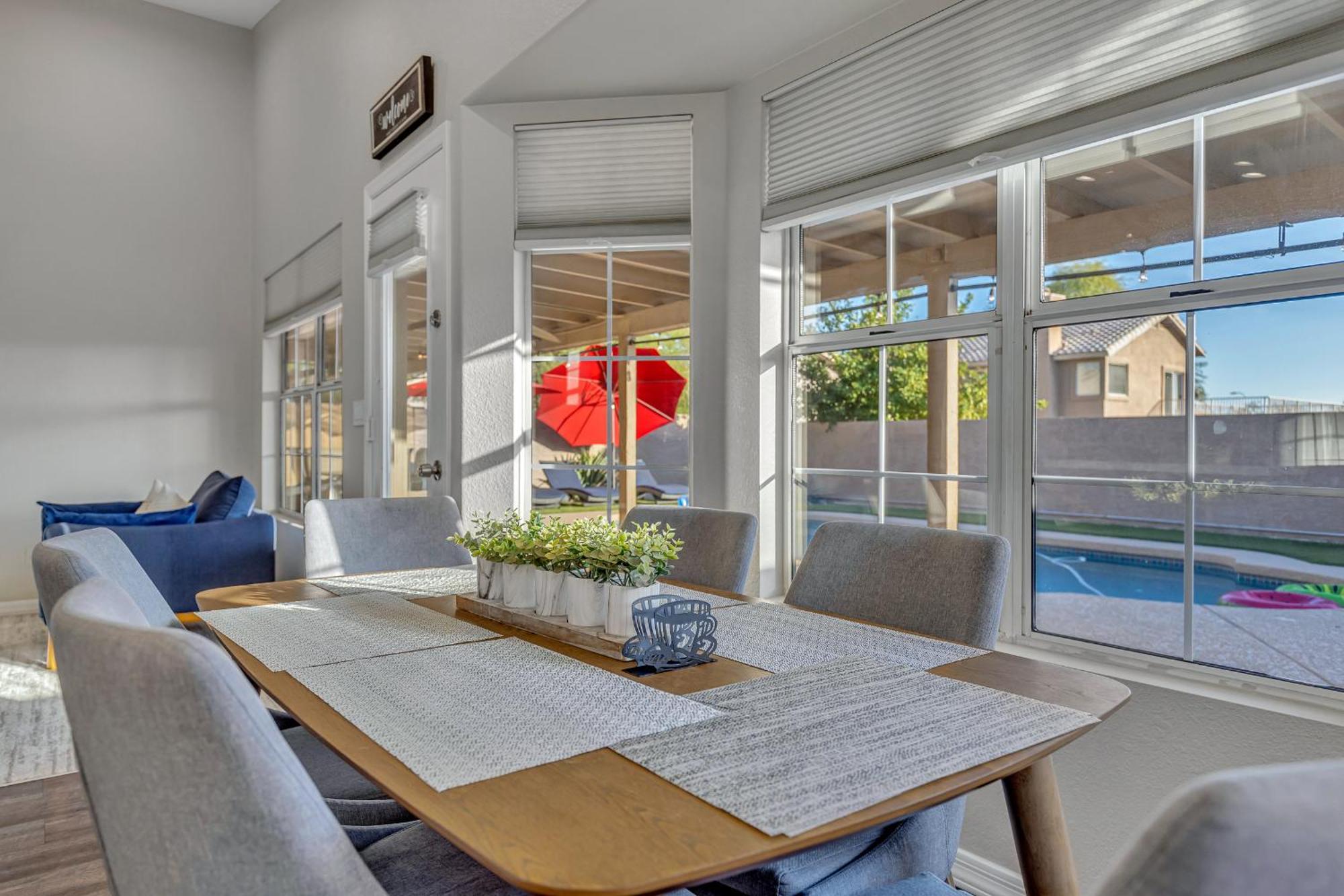 Luxe Phoenix Getaway Luaran gambar